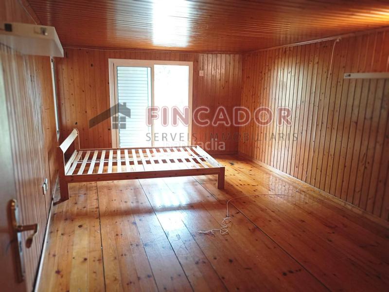 Foto 8b25832c-4a32-41c0-8129-a5de85f63314. Flat with heating in La Teixonera Barcelona