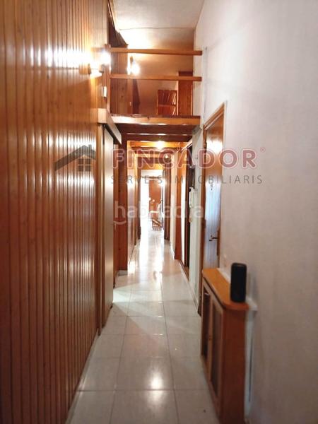 Foto e5935e75-146f-4b15-aba1-a0067b054251. Flat with heating in La Teixonera Barcelona