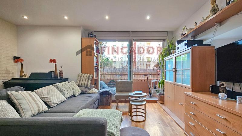 Foto 84cf867e-39d6-4d68-9393-09d1a57cd2c0. Piso en carrer d'arístides maillol 19 en Sant Ramon - Maternitat Barcelona