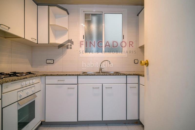 Foto a16dc8f4-1bf0-430b-9688-a5a8fac59c6f. Piso en La Salut Barcelona