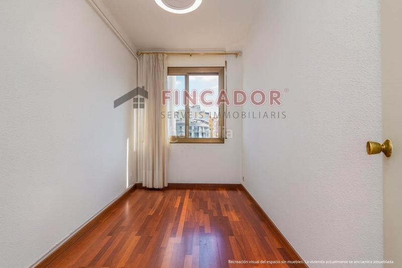 Foto c13c643e-db5d-480f-86e7-8a835e956523. Piso en La Salut Barcelona