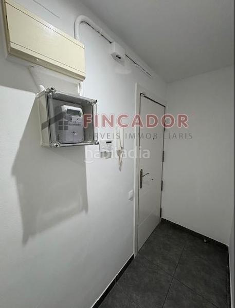 Foto b5f537a8-40a8-4fd8-b2bd-b8691556fcaa. Etagenwohnung mit heizung in Can Vidalet Esplugues de Llobregat