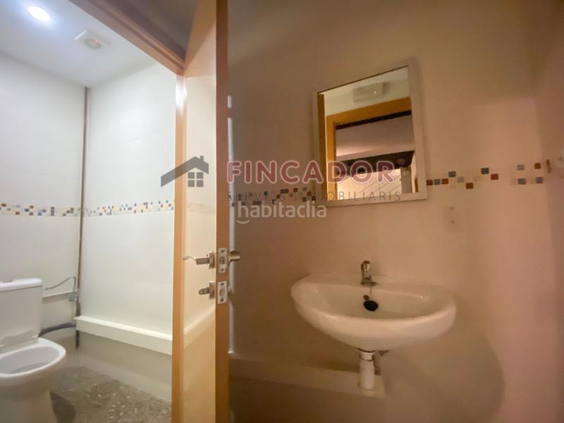 Foto 93e766b7-8b3e-4670-b9c4-93f89d162f7e. Local comercial en Navas Barcelona