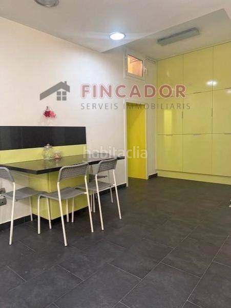 Foto 51bb44e1-0b2b-49c4-9fa5-d77e5d4bb545. Casa a schiera con riscaldamento parcheggio piscina in Barcelona