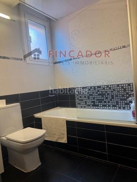 Foto ef1295d0-690a-46d9-9c2b-bd2249b49bcf. Casa adosada en Torre Baró Barcelona