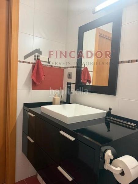 Foto 2cd22bb7-dd61-42cd-b347-7b62a69082cb. Casa adossada amb calefacció aparcament piscina a Barcelona