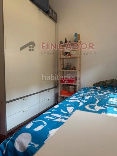 Foto 4b875532-d1a8-4269-b728-ba2059bdbb2a. Casa adossada amb calefacció aparcament piscina a Barcelona