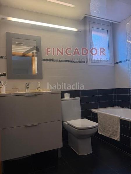 Foto 52363fe8-b59f-4363-883c-9753558320d2. Casa adossada amb calefacció aparcament piscina a Barcelona