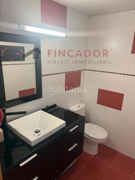 Foto 6a408e4a-b2dc-4433-9ff2-7e012f81a01c. Casa adossada amb calefacció aparcament piscina a Barcelona