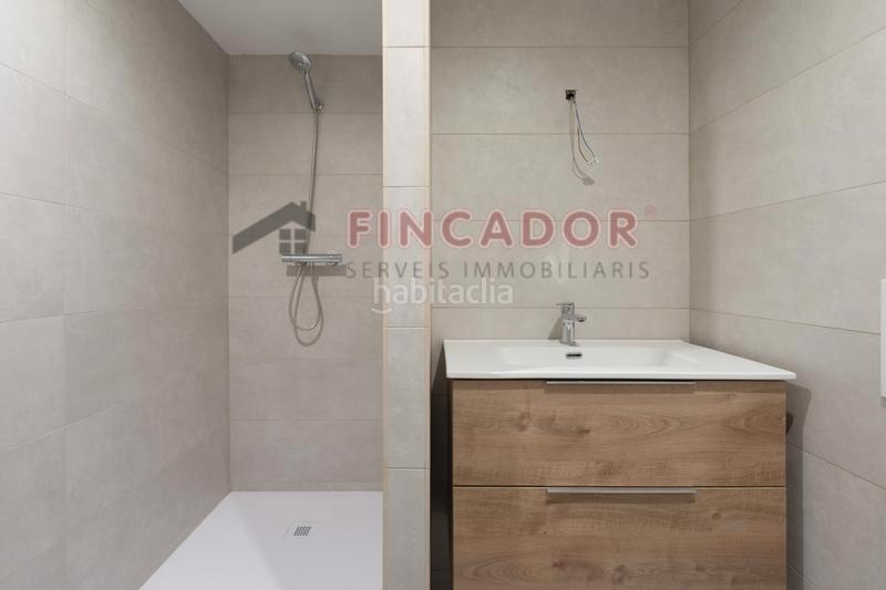 Foto c70415c0-8d42-451b-99a4-381918ee83a4. Flat with heating in El Camp d´en Grassot i Gràcia Nova Barcelona