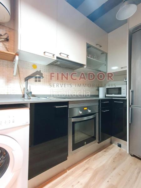 Foto c3481007-ed71-418a-b387-85260ebabfd7. Flat with heating in Gòtic Barcelona