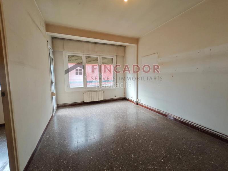 Foto a1e046e8-6a8e-4c9e-b173-c6c0f5ee22fd. Pis amb calefacció a Vila de Gràcia Barcelona