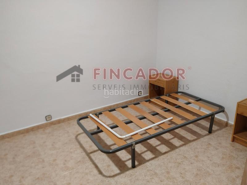 Foto fdac696e-7802-4519-aac1-8496befbefdb. Pis a La Torrassa Hospitalet de Llobregat (L´)