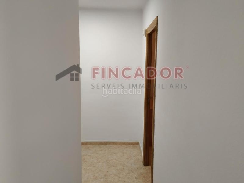 Foto 4f2337e1-150a-40cd-b6fb-c138f3d978bb. Piso en La Torrassa Hospitalet de Llobregat (L´)