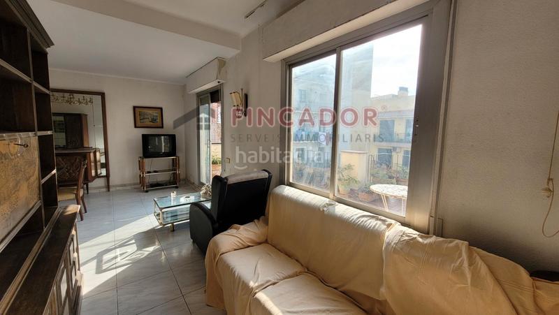 Foto 0a834a4c-78f2-4e32-b932-595e73a4fba6. Attico con riscaldamento in Raval Barcelona