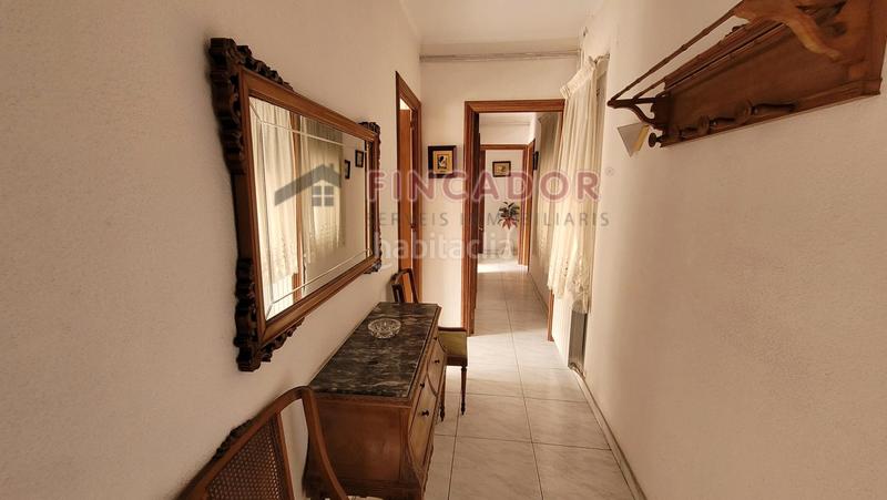 Foto b2597f1e-12ff-4eb3-a8db-cff3be56652c. Attico con riscaldamento in Raval Barcelona