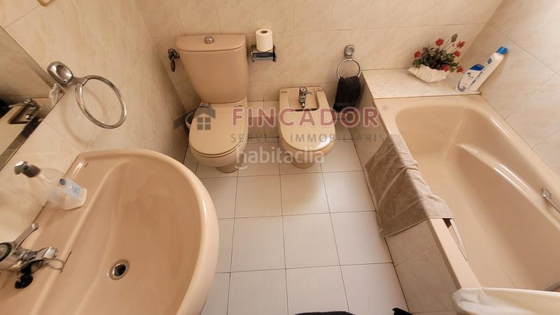 Foto f42f2573-49ee-4939-8d35-200d6fdd5adc. Dachwohnung mit heizung in Raval Barcelona