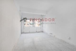 Pis  Travessera de les corts