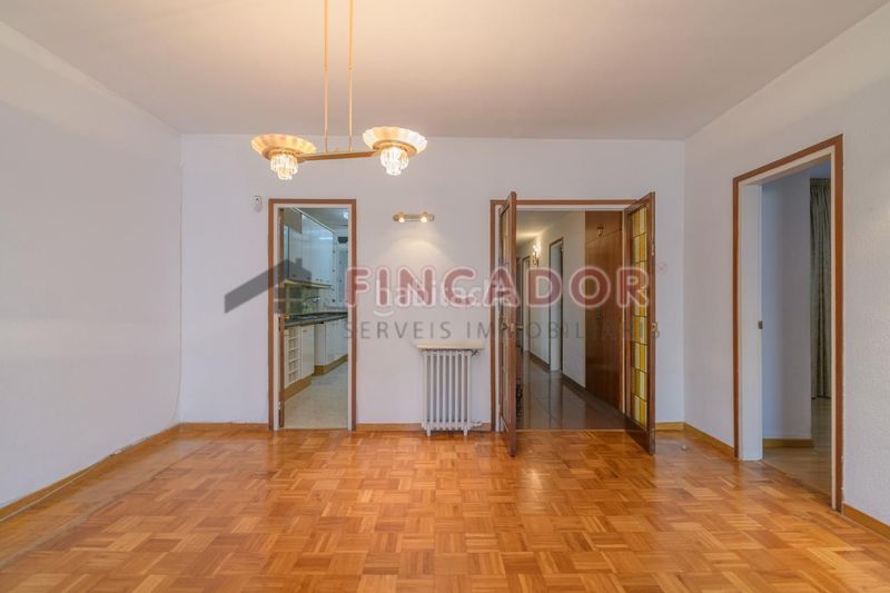 Foto 1de21df6-02fc-47d8-8b84-f172767740f7. Piso en Putget - Farró Barcelona