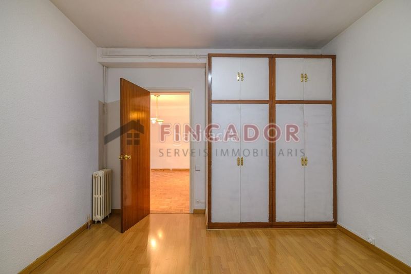 Foto e8aff6fd-f55d-4147-b5ab-fee1fd04ff0d. Piso en Putget - Farró Barcelona