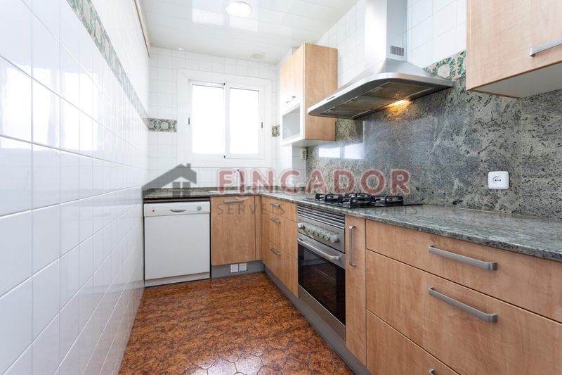 Foto 0968b52b-fa6b-468a-83f4-4c5d6025ca2a. Pis amb calefacció a Sarrià Barcelona