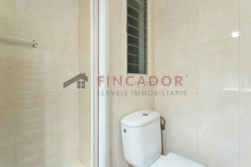 Foto ded142fb-2266-4857-8f12-235714fa905c. Pis amb calefacció a Sarrià Barcelona