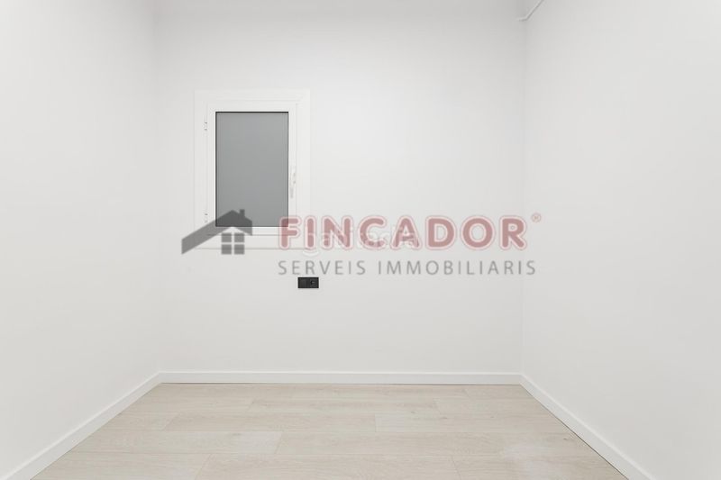 Foto b66daffd-ca42-4d62-aaea-499215241863. Pis amb calefacció a Centre Esplugues de Llobregat