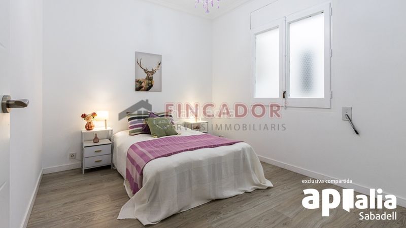 Foto c4499b11-703d-4011-a5ba-7c8097d94fe0. Casa amb xemeneia calefacció aparcament piscina a Sabadell