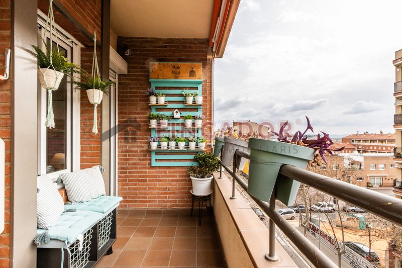 Foto 5f2de64d-45dd-42e7-928f-c8faa3cd3d17. Flat with heating in Eixample Sabadell