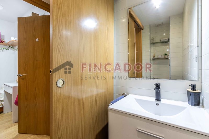 Foto 616ceb6c-e75d-49a8-82f7-82ef1c592a4a. Flat with heating in Eixample Sabadell