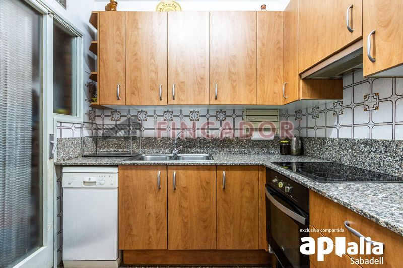 Foto 0c9fbd9a-c079-47bd-893d-6135cdb8e96a. Piso en Centre Sabadell