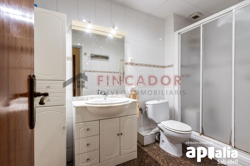 Foto 9be8cbfa-c071-46e9-bd13-2637279cc31e. Piso en Centre Sabadell