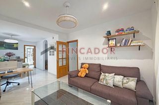 Casa a schiera in Plaça Fiveller
