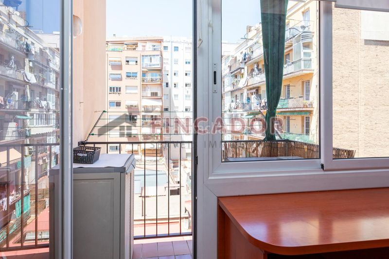 Foto eb75cd71-9e54-4251-a777-55fcc6701dfd. Piso en La Nova Esquerra de l´Eixample Barcelona