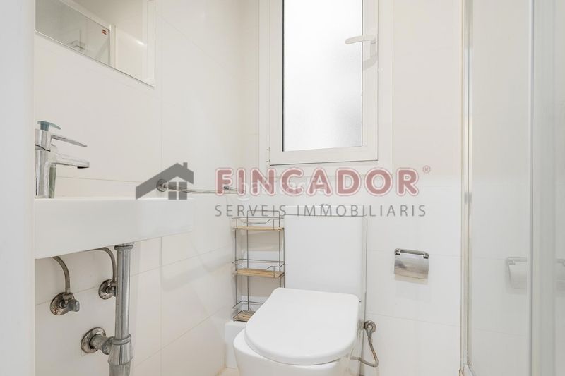Foto 7c0f4d98-06a5-430b-b09b-60162c0606ac. Pis amb calefacció a Dreta de l´Eixample Barcelona