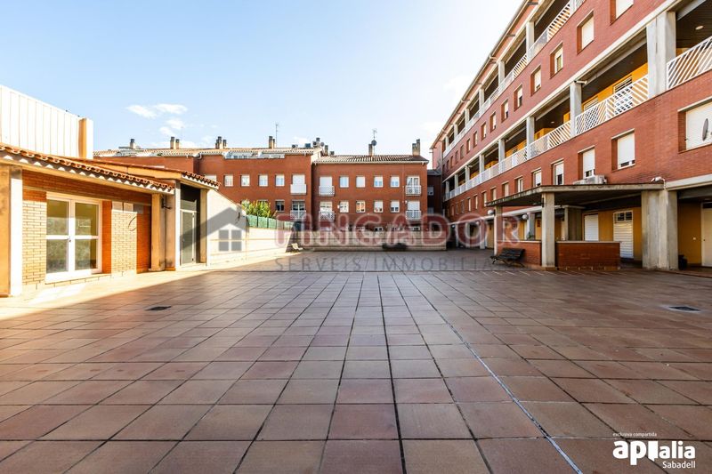 Foto 75db54ff-e55a-4da8-8b52-4e50a00d2dd4. Duplex avec chauffage dans Eixample Sabadell