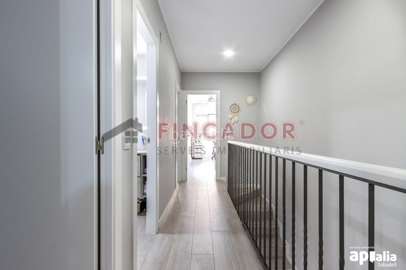 Foto dfc0d0ec-9b95-43e5-a1b1-dd85d13ec150. Duplex avec chauffage dans Eixample Sabadell