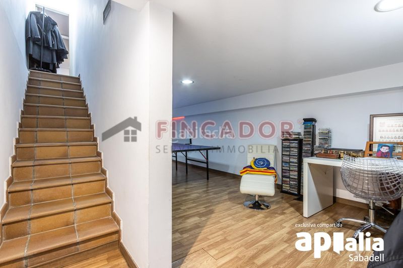 Foto b86f540a-af27-40b4-9596-28bb262b73ef. Casa amb calefacció aparcament a Creu Alta Sabadell
