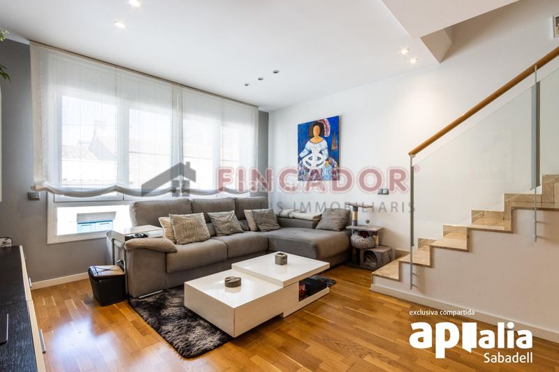 Foto f403e652-c113-4966-98ed-b7d51ee3ed53. Casa amb calefacció aparcament a Creu Alta Sabadell
