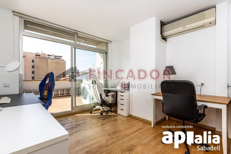 Foto 474368cd-8a60-43be-b7b9-cc2bd7a123c9. Casa amb calefacció aparcament a Gràcia Sabadell