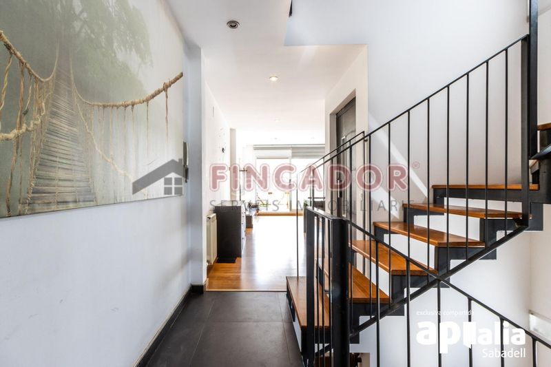 Foto e0862cab-1f22-4f71-8c59-64a4c2a6b56f. Casa amb calefacció aparcament a Gràcia Sabadell