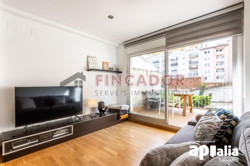 Foto eb9b1b26-874e-48b4-86c7-0eb2713b16b2. Casa amb calefacció aparcament a Gràcia Sabadell