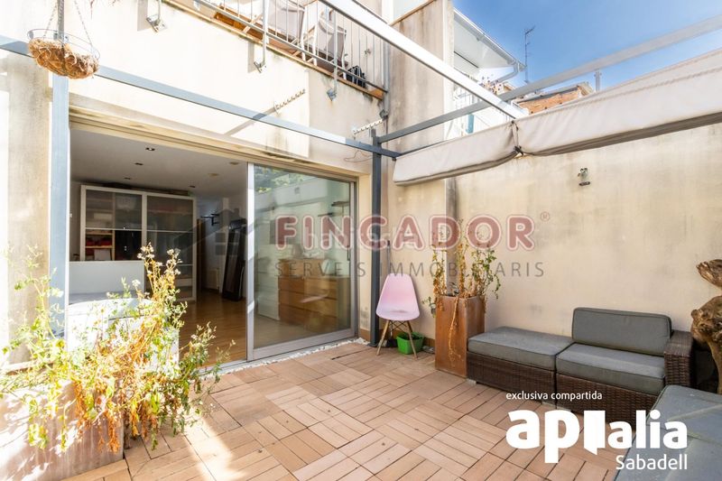 Foto ed1748a1-33e3-48c3-906c-e1d9745ff3a8. Casa amb calefacció aparcament a Gràcia Sabadell