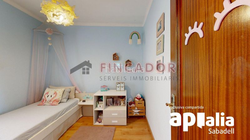 Foto bdae5f34-4424-436a-b73f-02b8875e04ee. Pis amb calefacció a Creu de Barberà Sabadell