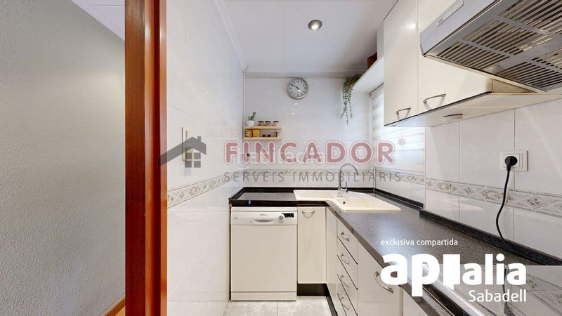 Foto f41ad91a-adeb-4bc4-9c77-c1d0b7d581a3. Pis amb calefacció a Creu de Barberà Sabadell