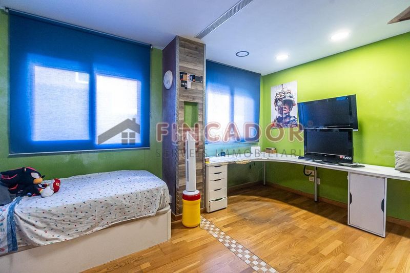 Foto 2aab1ee5-e973-44bb-a23d-dd97169f4d10. Appartamento con riscaldamento parcheggio in Eixample Sabadell