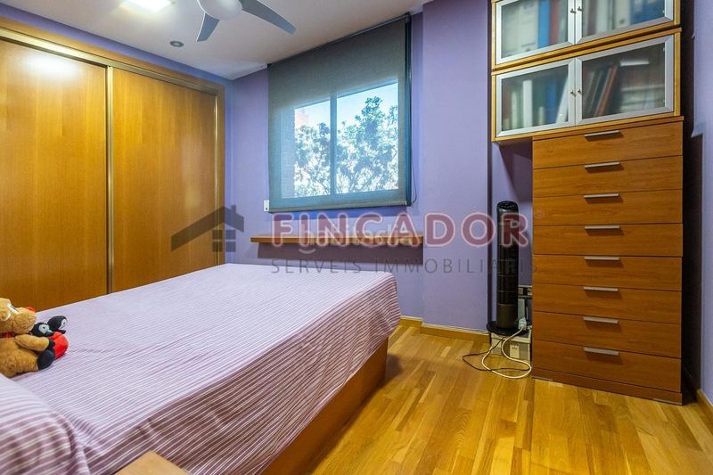 Foto 748dac10-5f2a-4aa3-a3df-d5a69dad85f3. Flat with heating parking in Eixample Sabadell