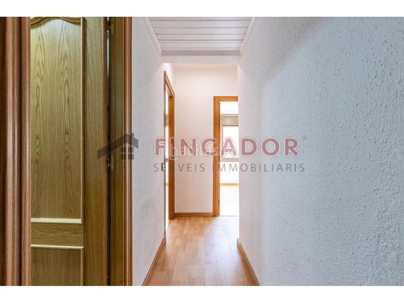 Foto ec1c9d06-639a-4da7-8e7a-cda877c6735e. Pis amb calefacció a Concòrdia Sabadell