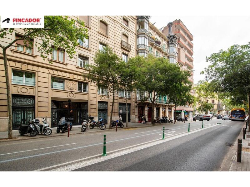 Foto 7d25bfd0-30ce-47c8-af70-522cff328565. Pis amb calefacció a Dreta de l´Eixample Barcelona
