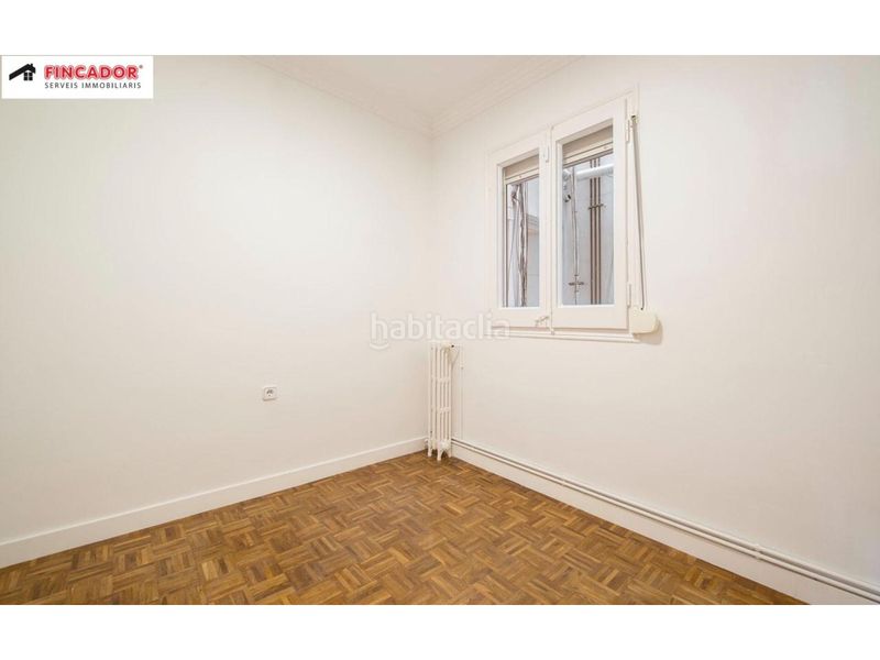 Foto ec005330-7646-42e0-9210-8e05c4d1dbfa. Pis amb calefacció a Dreta de l´Eixample Barcelona